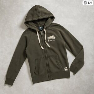 Roots Gray Jacket with Hood and Ribbed Cuffs